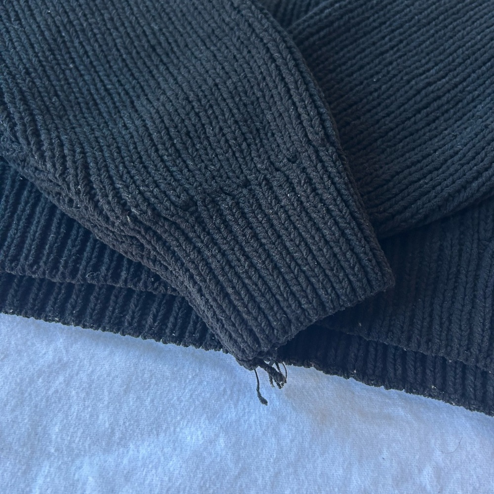 Abercrombie & Fitch Black Ribbed Turtleneck - Picture 3 of 4